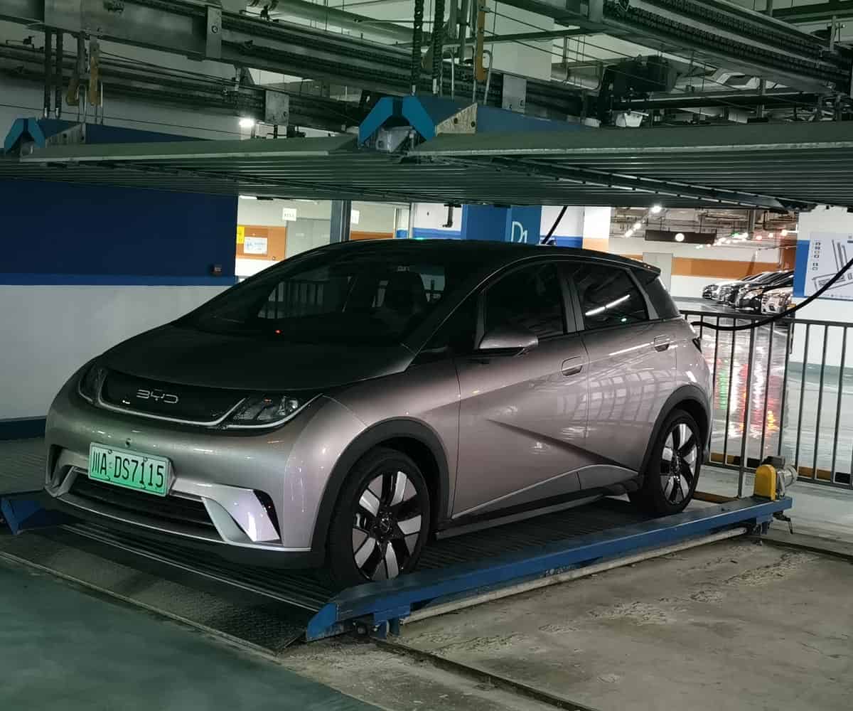 三層升降橫移式立體停車設備 三層升降橫移式立體停車設備